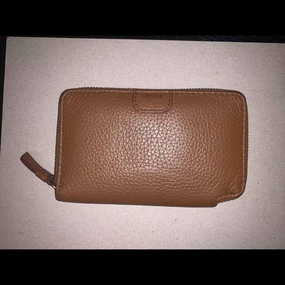 Fossil brown leather wallet